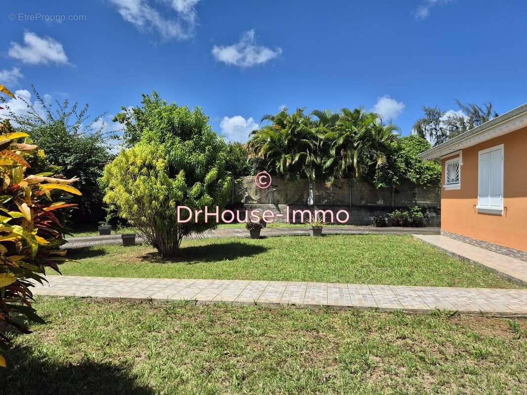 Maison à LE LAMENTIN