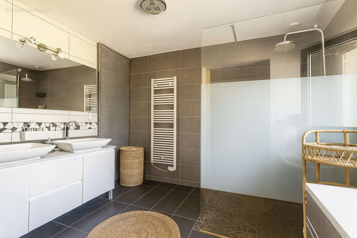 Maison à SAINT-ETIENNE