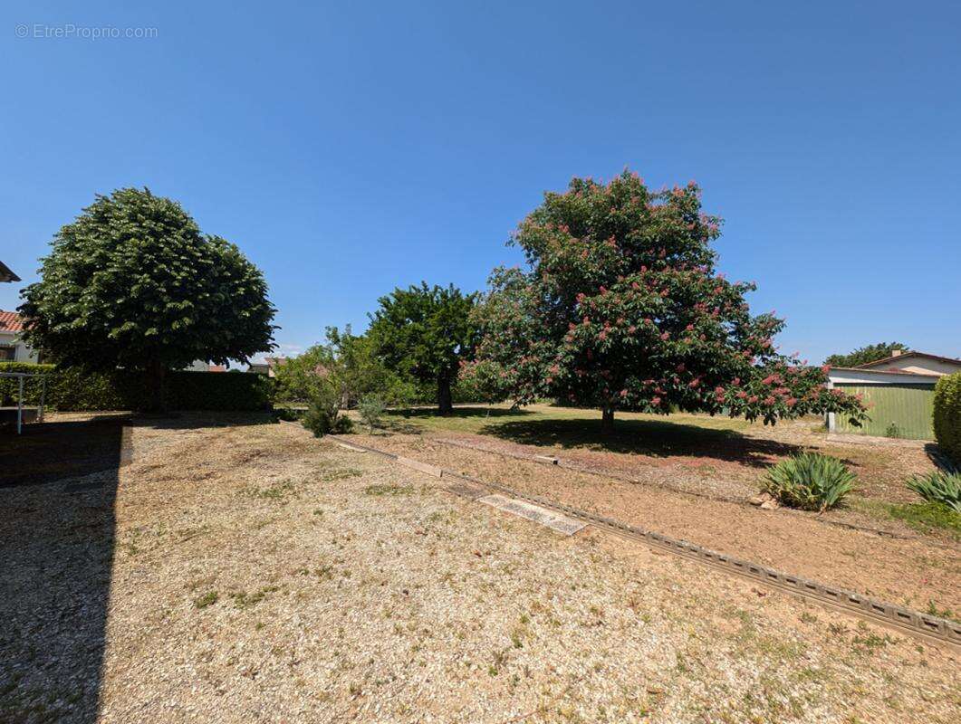 Maison à BEAUREPAIRE