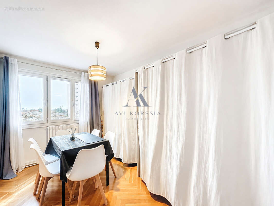 Villeurbanne — T3 60 m2  Balcon  Cave  Reconfiguré T3 - photo 3