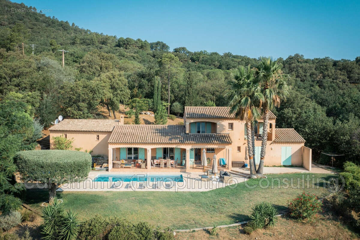 Maison à GRIMAUD