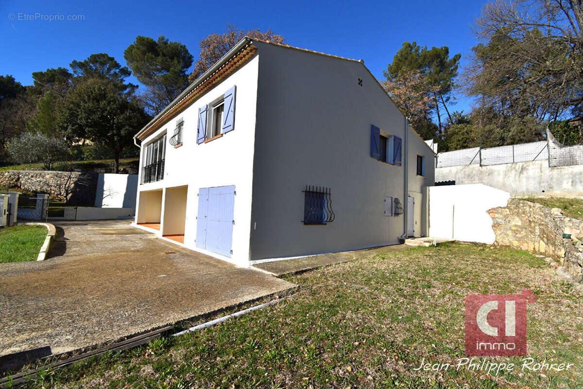 Maison à LE LUC