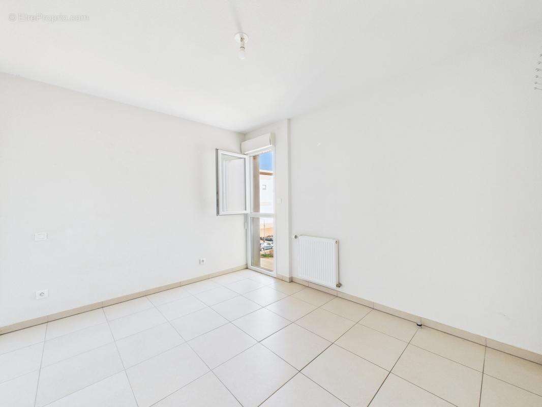 Appartement à SARROLA-CARCOPINO