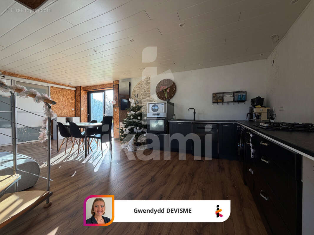 Maison à PLONEOUR-LANVERN