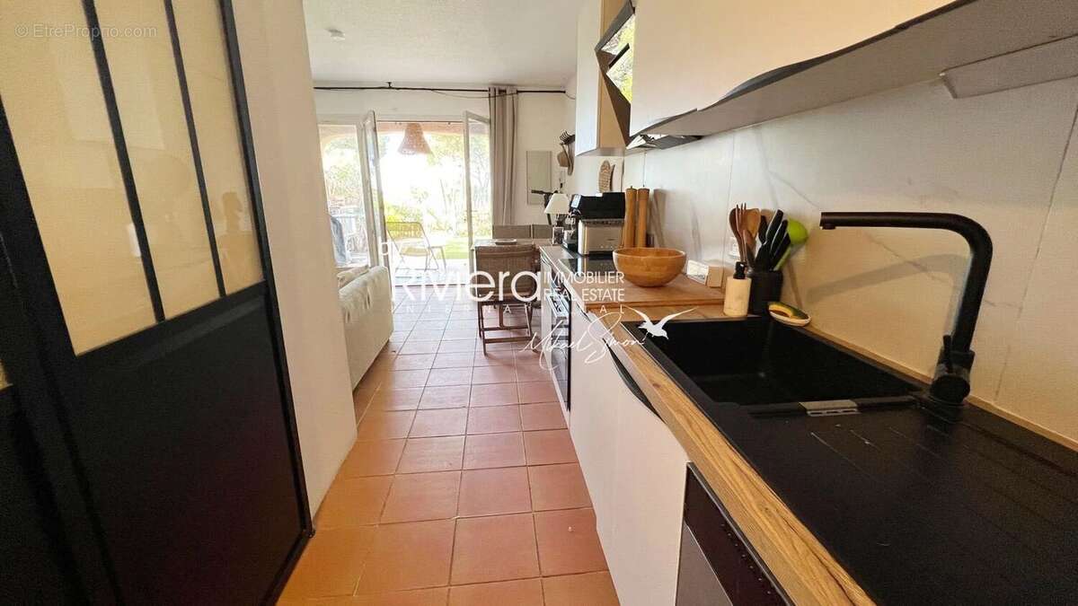 Appartement à LA CROIX-VALMER