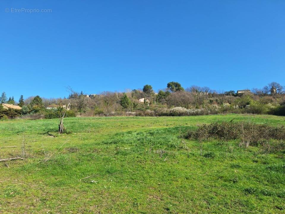 Terrain à PIERREVERT