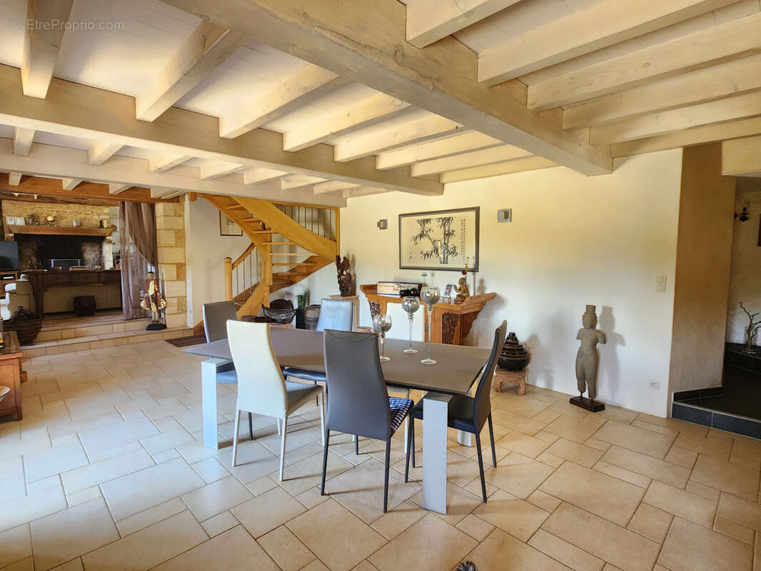 Maison à SARLAT-LA-CANEDA