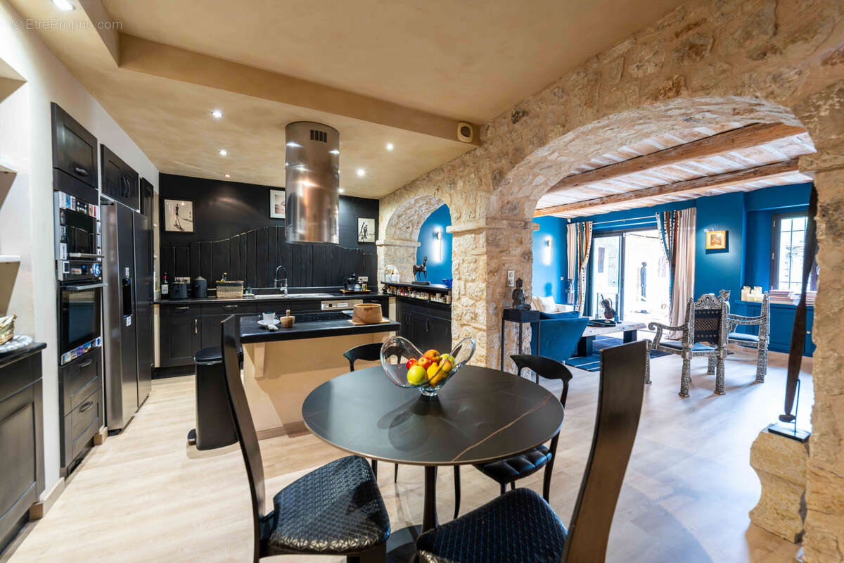 Maison à LA COLLE-SUR-LOUP