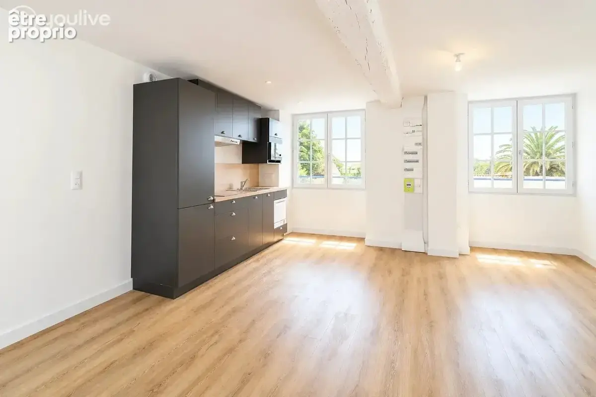 Noirmoutier-en-l'île – appartement t2 traversant de 43 m² – rénové – exposition sud-ouest – garage – jardin privatif - photo 5
