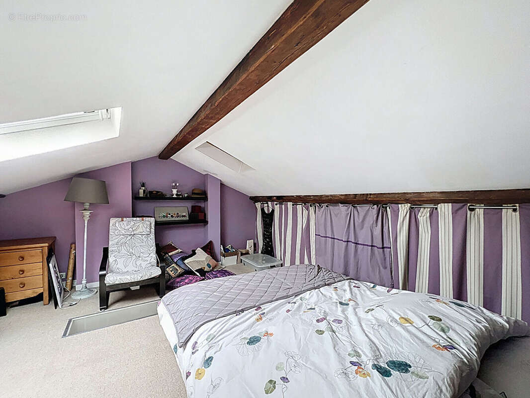Appartement à SURESNES