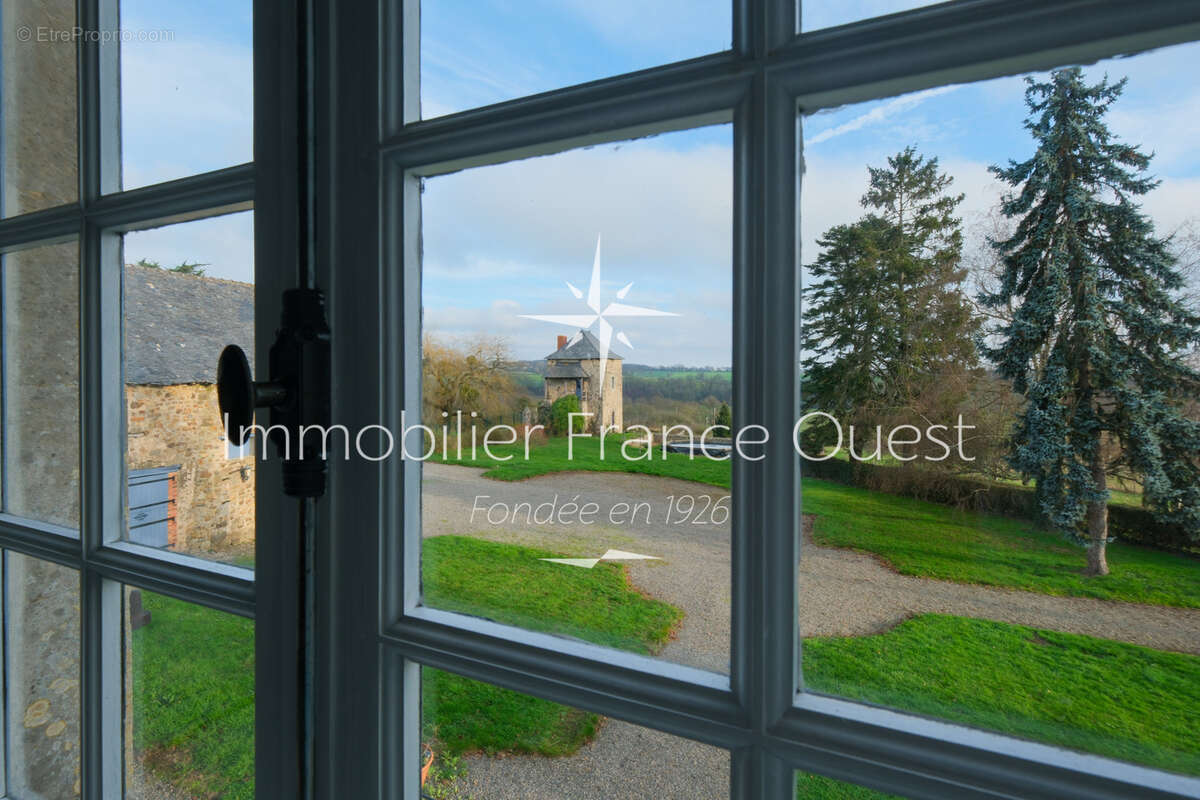 Maison à SAINTE-SUZANNE