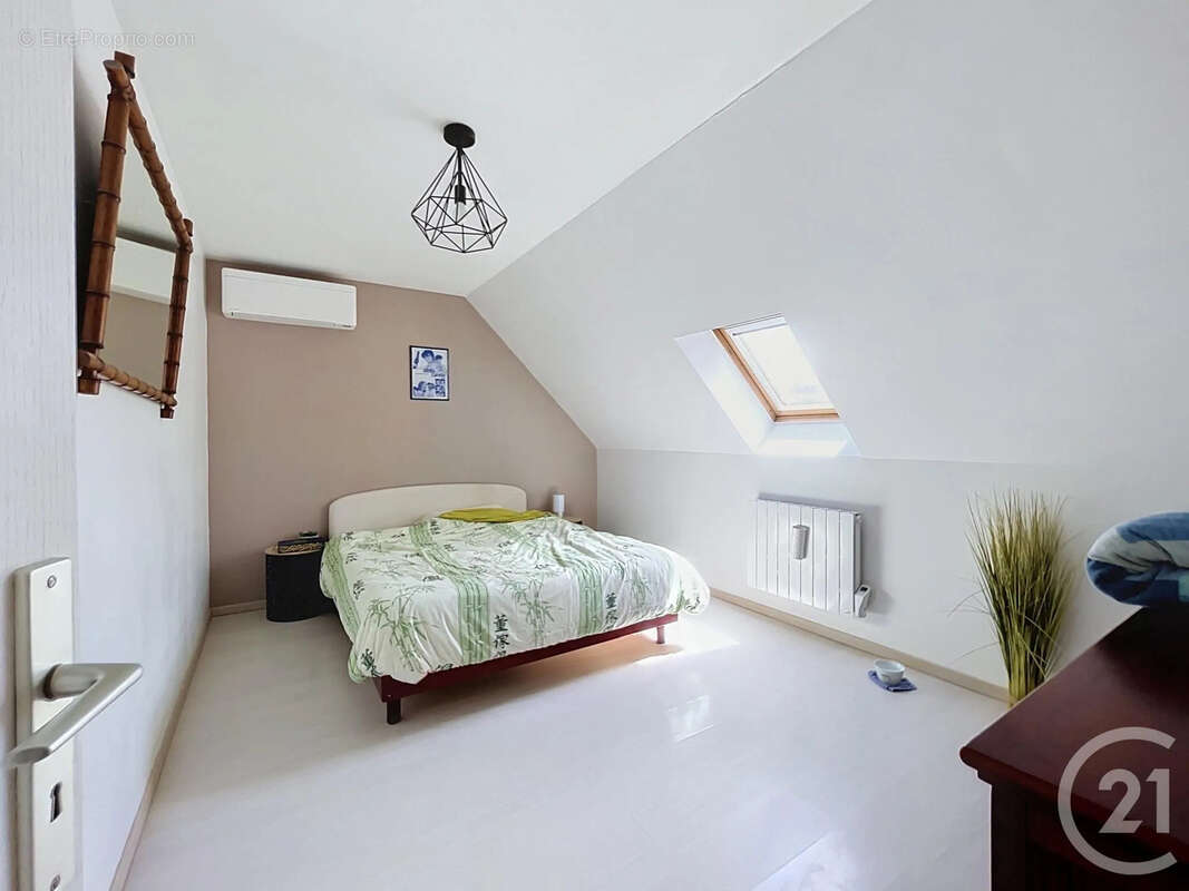 Maison à NOISY-RUDIGNON