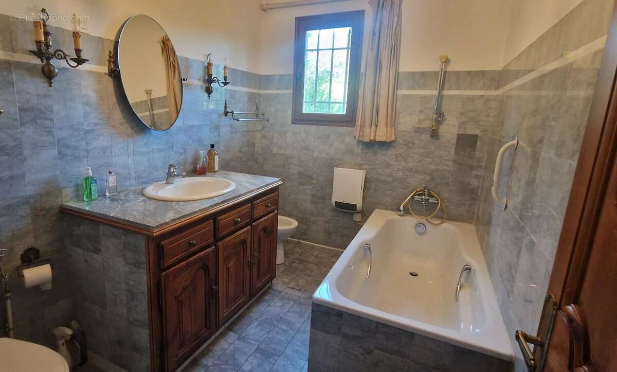 Maison à PEYMEINADE