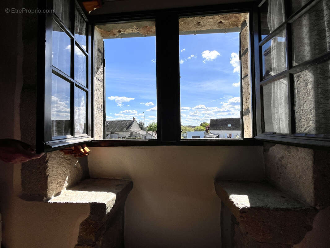 Maison à MONTBOUY