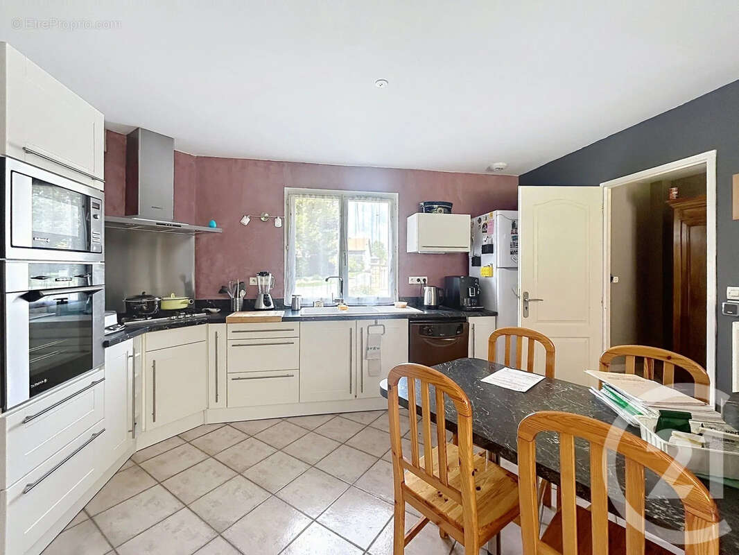 Maison 141 m² à Chalons-En-Champagne  - photo 9