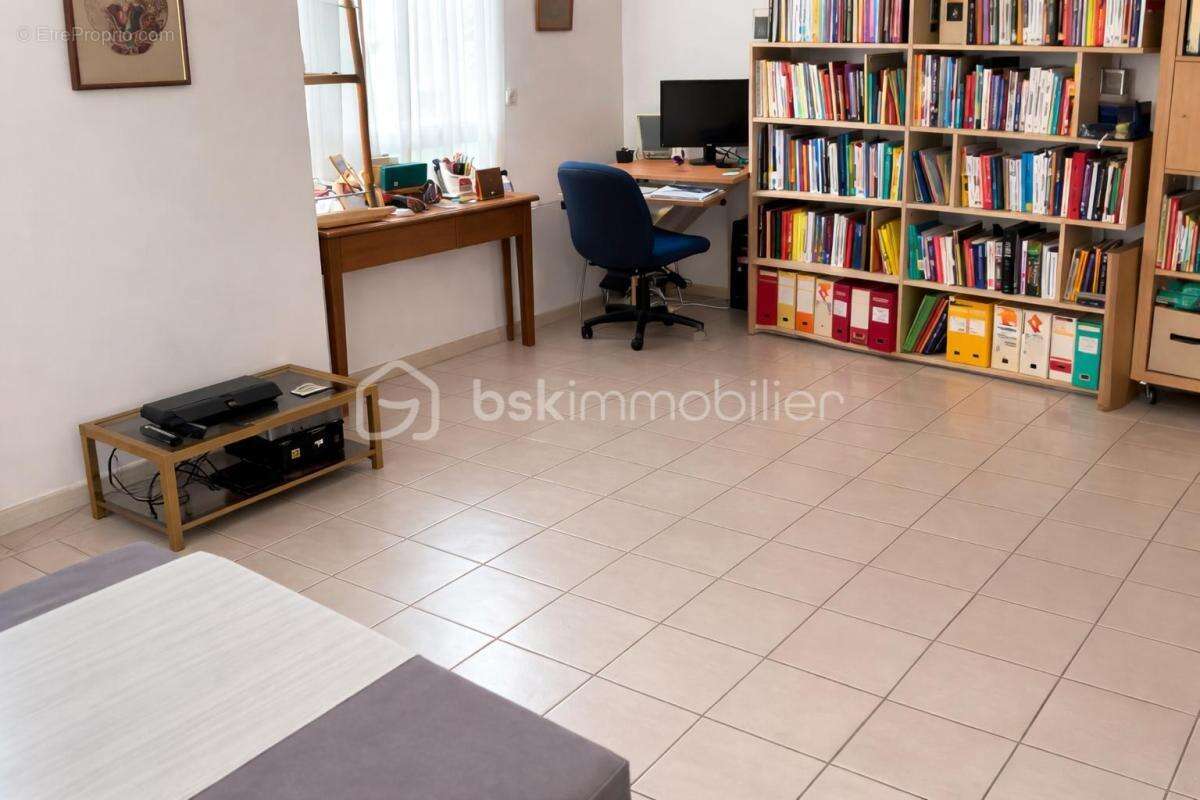 Appartement à COQUELLES