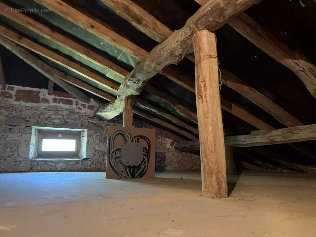 Maison à SAINT-CLAR