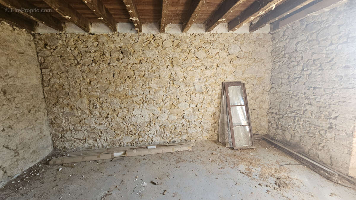 Maison à LE DORAT