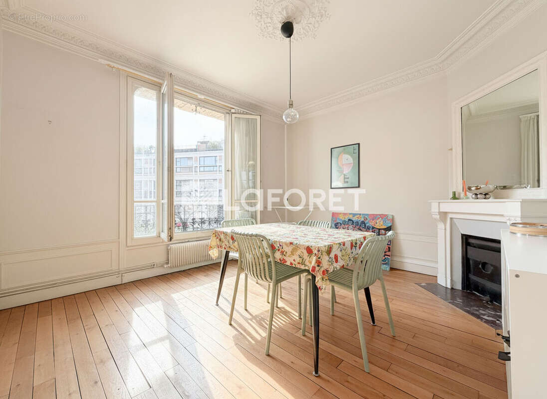 3 pièces traversant avec charme de l'ancien 67m² - photo 2