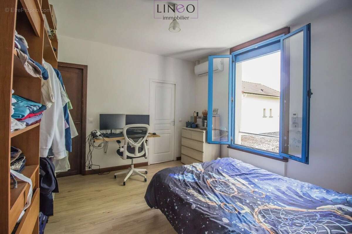 Maison à CHOISY-LE-ROI