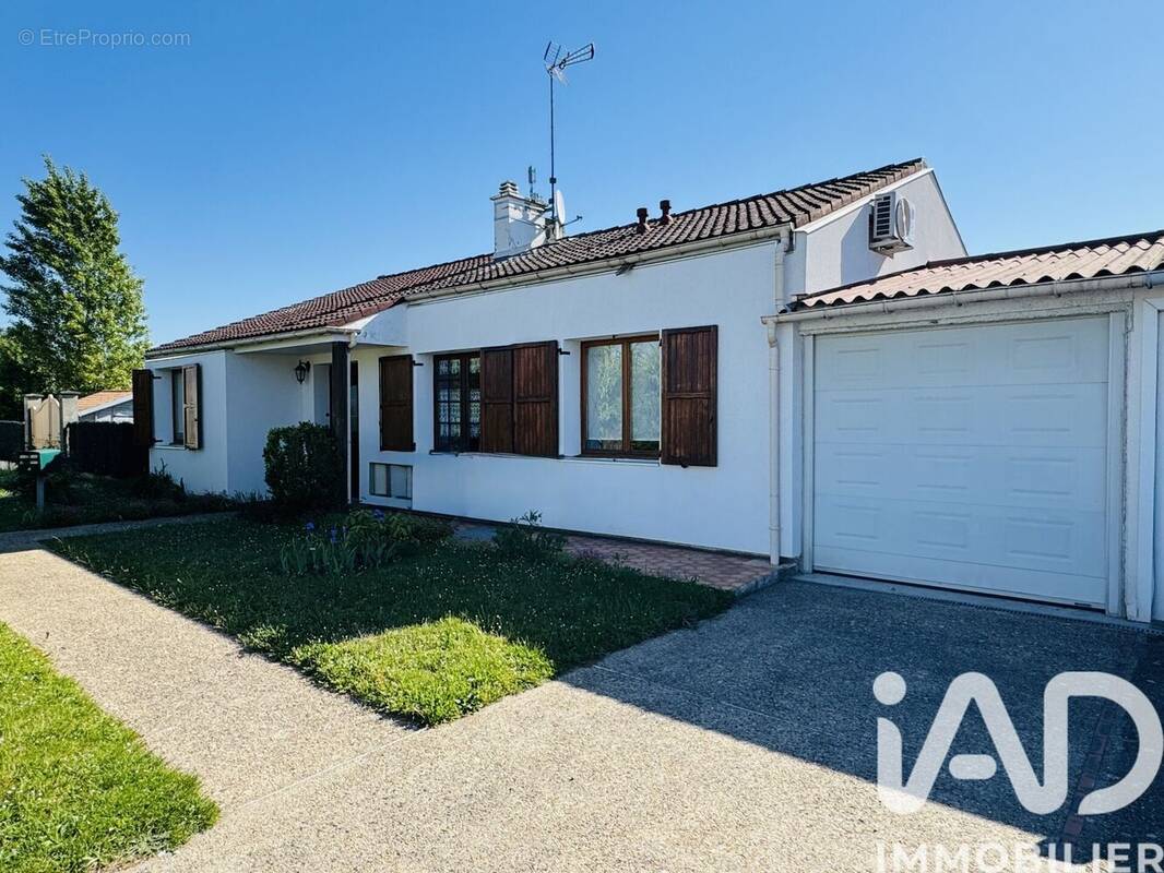 Photo 1 - Maison à BRUYERES-SUR-OISE