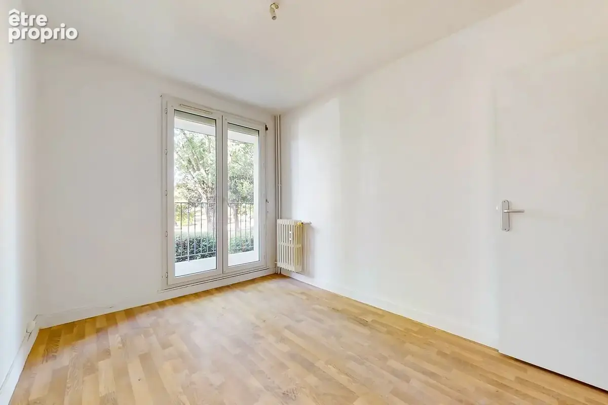  Appartement 4 pièces avec loggia, cave et box – Brétigny Sur Orge - photo 5