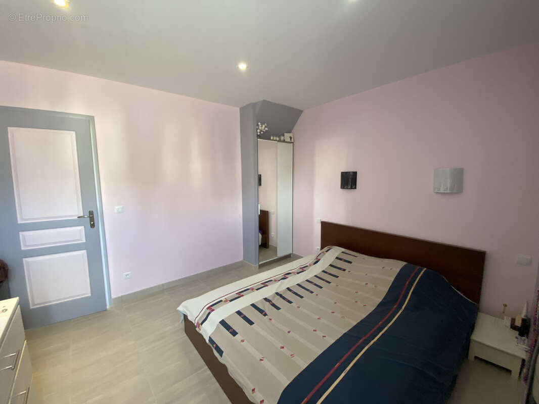 Appartement à PATAY