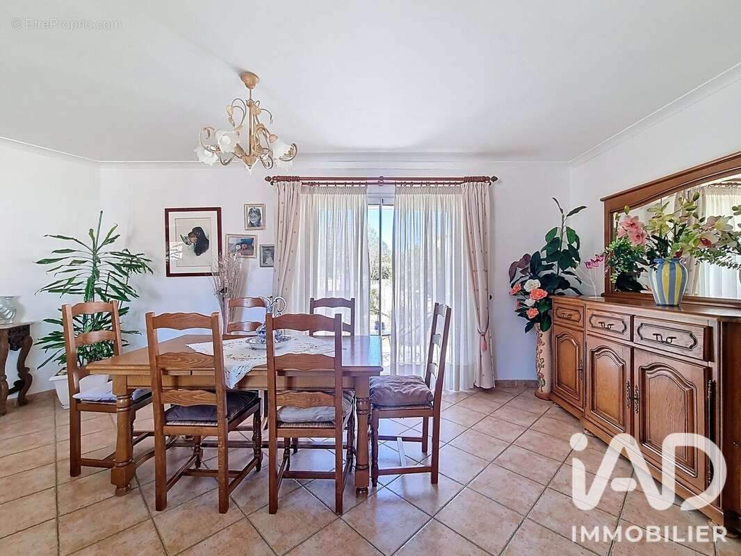 Photo 3 - Maison à NIMES