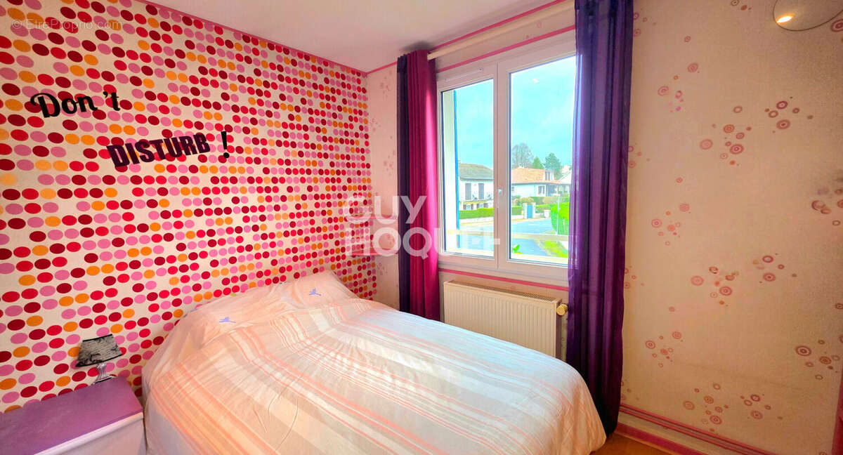 Maison à MONTCHANIN