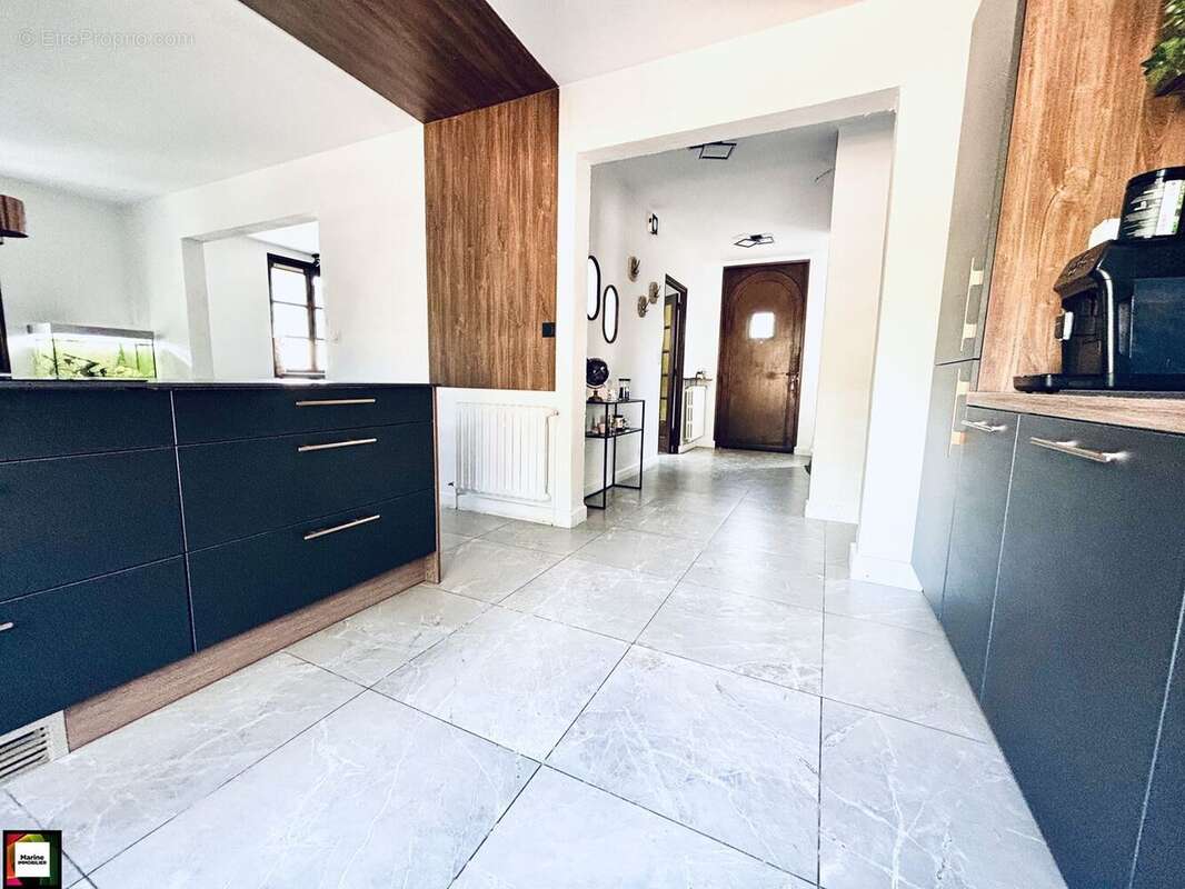 Maison à COSNES-ET-ROMAIN