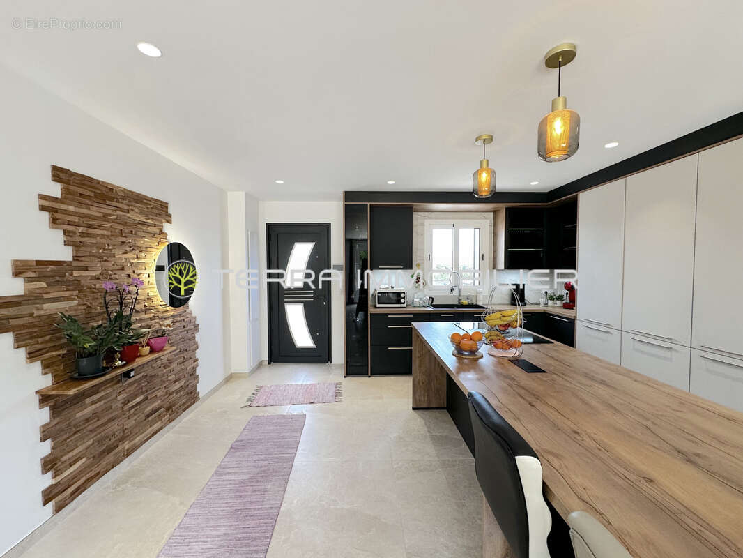 Villa contemporaine renovee 145m2  t4+ t2 mezzavia - photo 6