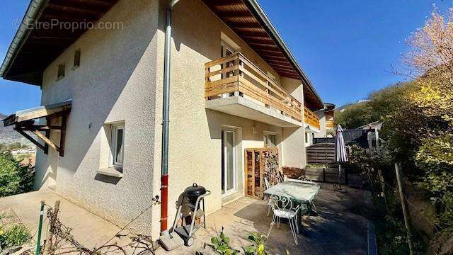 Maison à MARNAZ