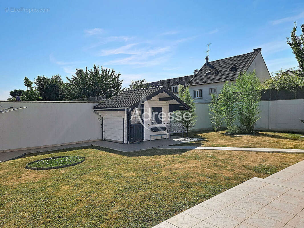 Maison familiale avec véranda chauffée à Ozoir-la-Ferrière - photo 12