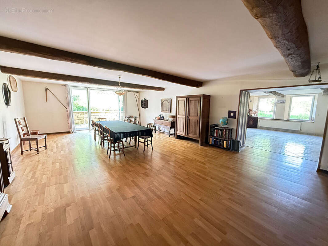 Maison à CHARLEVILLE-MEZIERES