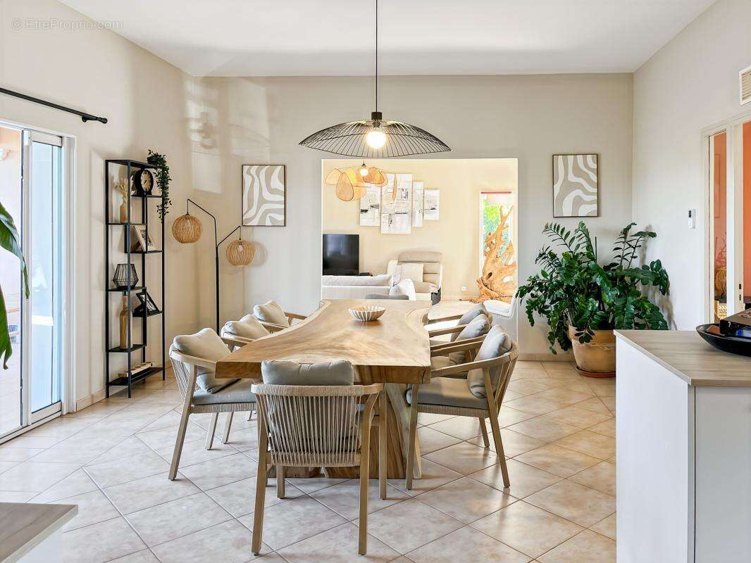 Maison à PINET