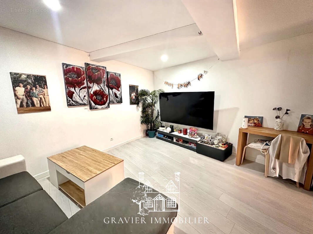 Maison à LA VALETTE-DU-VAR