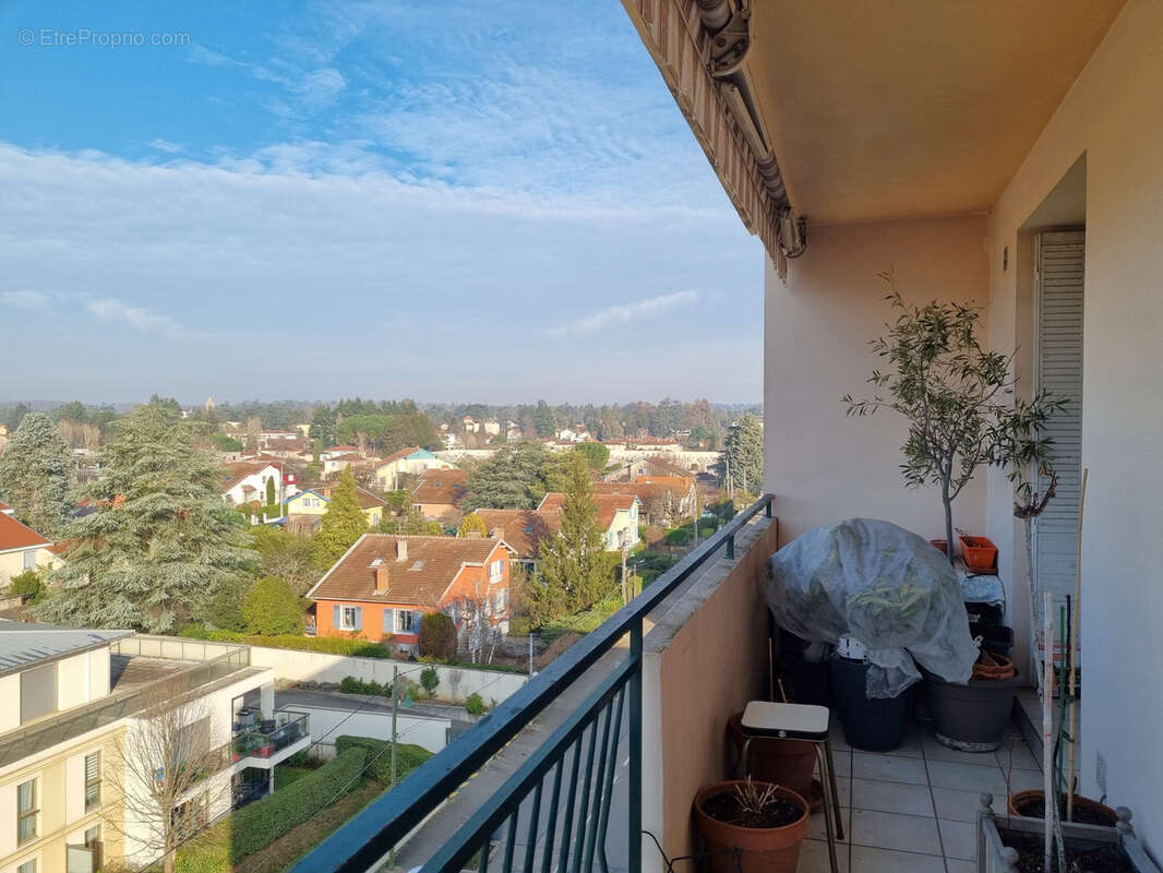 Appartement à TASSIN-LA-DEMI-LUNE