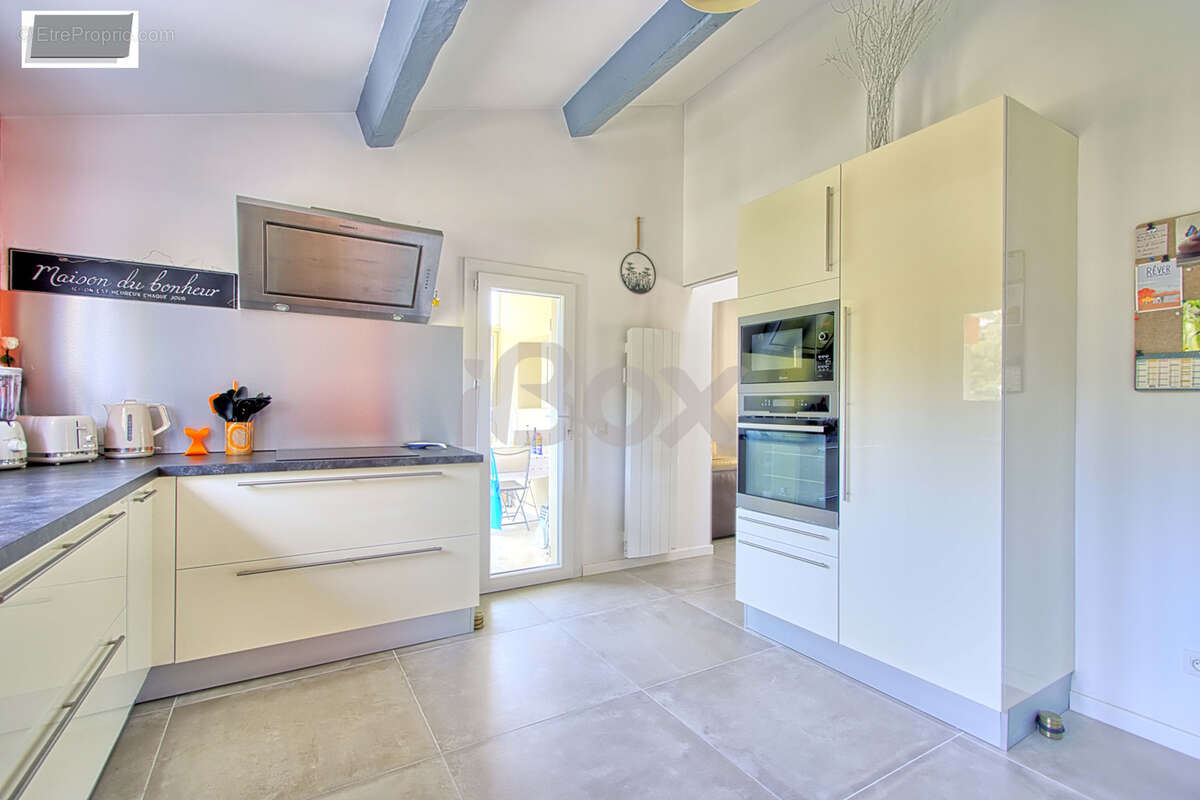 Maison à CARQUEIRANNE