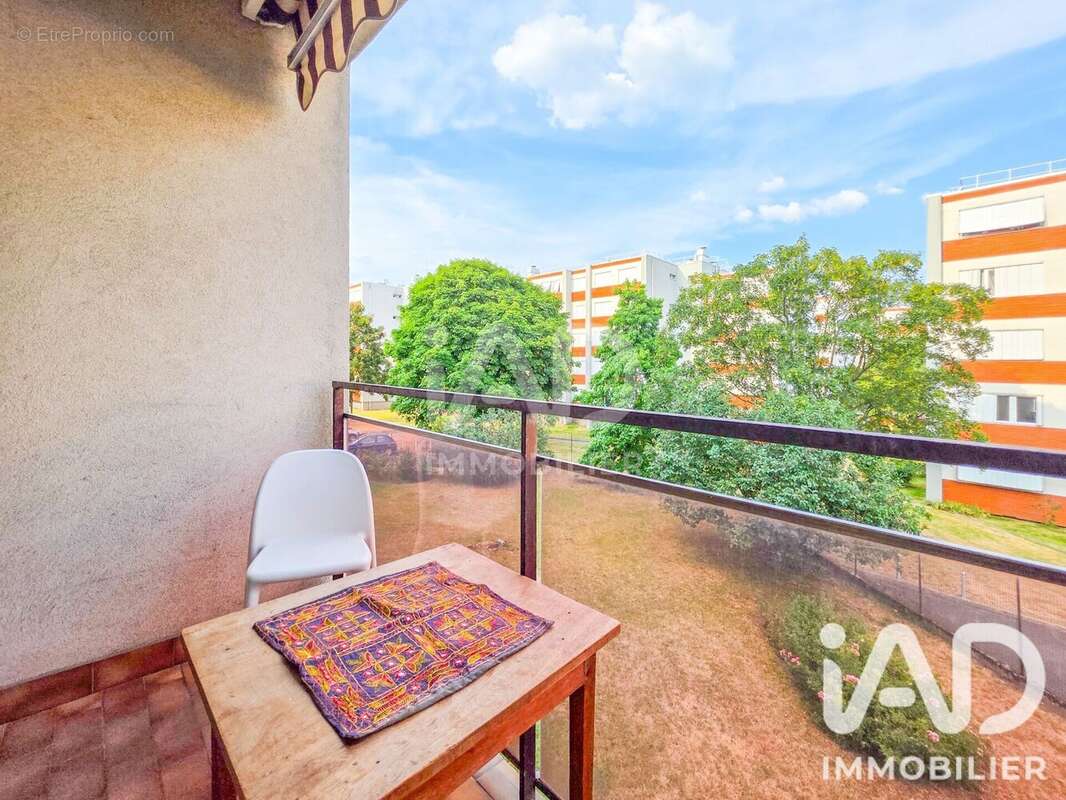 Appartement 61 m² à Creteil  - photo 3