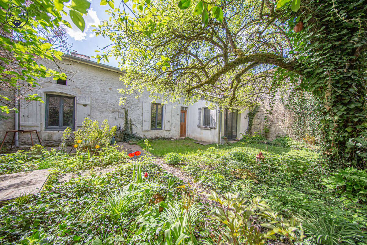 Maison à LIGNY-EN-BARROIS