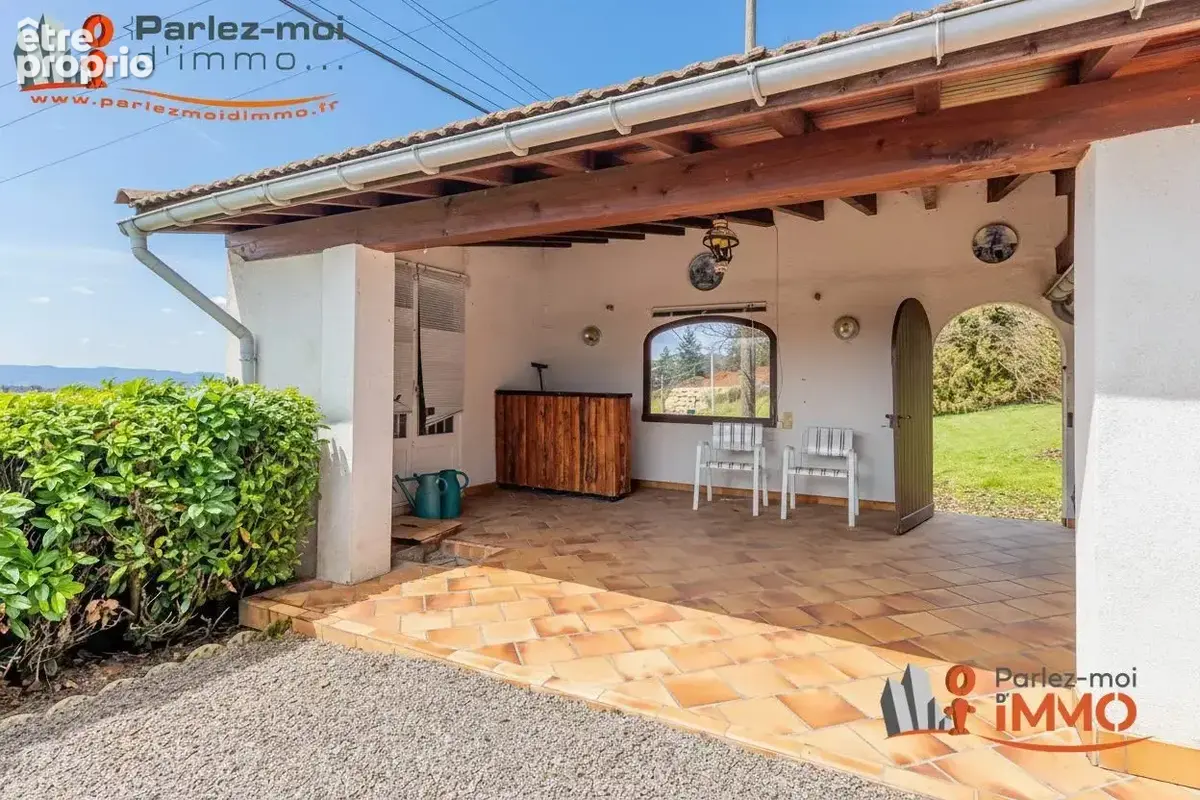 À vendre - Maison de campagne, 8 pièces 15mn Tarare - photo 6
