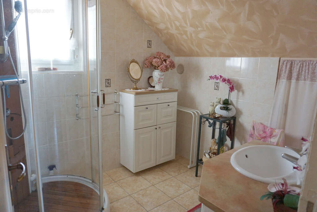 Maison à PARAY-LE-MONIAL