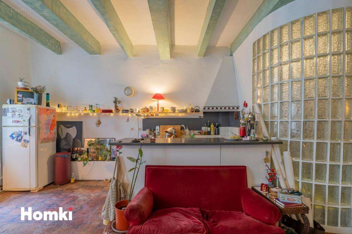 Appartement à MARSEILLE-1E