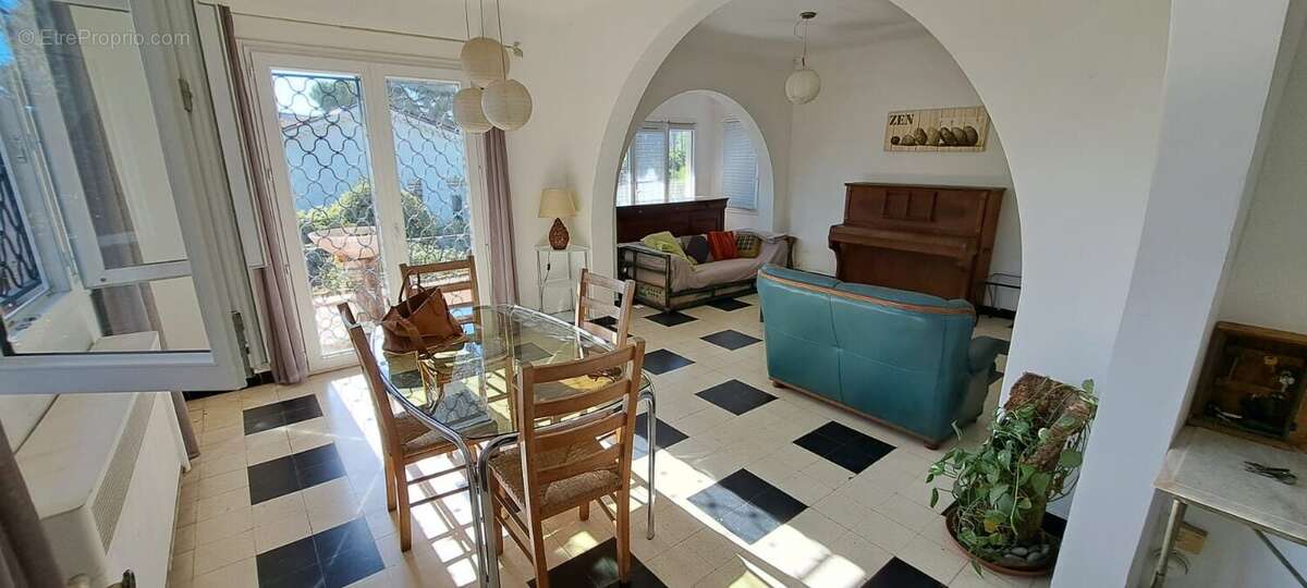 Maison à ANTIBES
