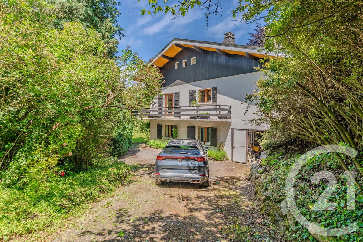 Maison 196 m² à Saint-Paul-En-Chablais  - photo 25