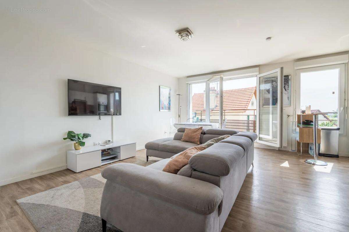 Appartement à ROSNY-SOUS-BOIS