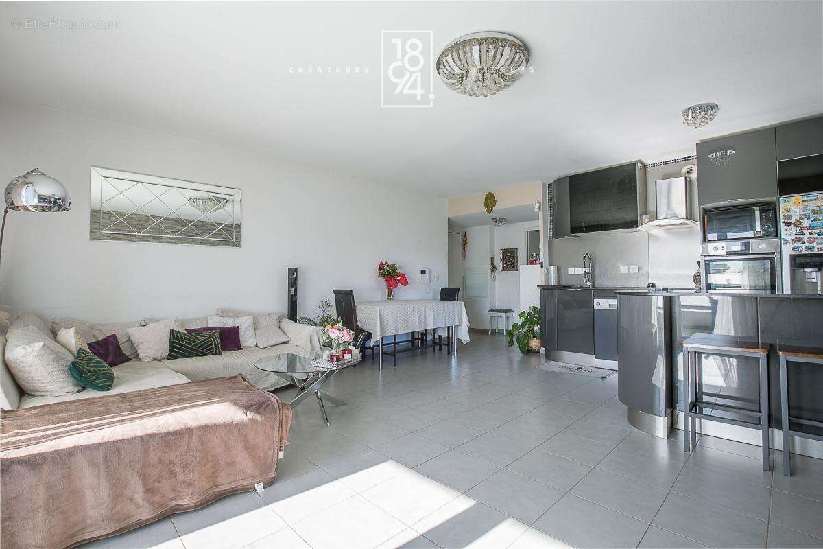 Appartement à MARSEILLE-13E