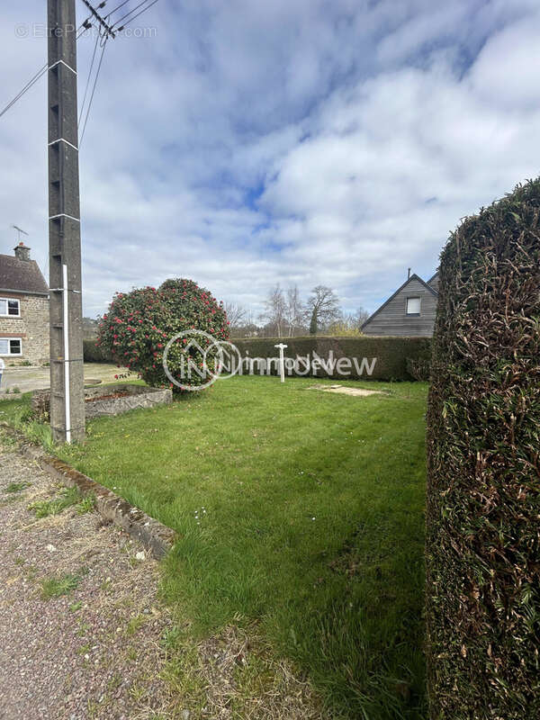 Maison mitoyenne a renover de 84m2 sur 1232m2 de terrain - photo 12