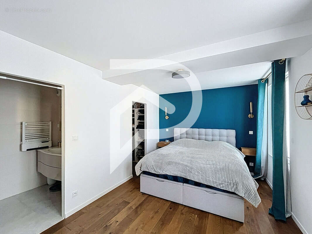 Maison à COURMELLES