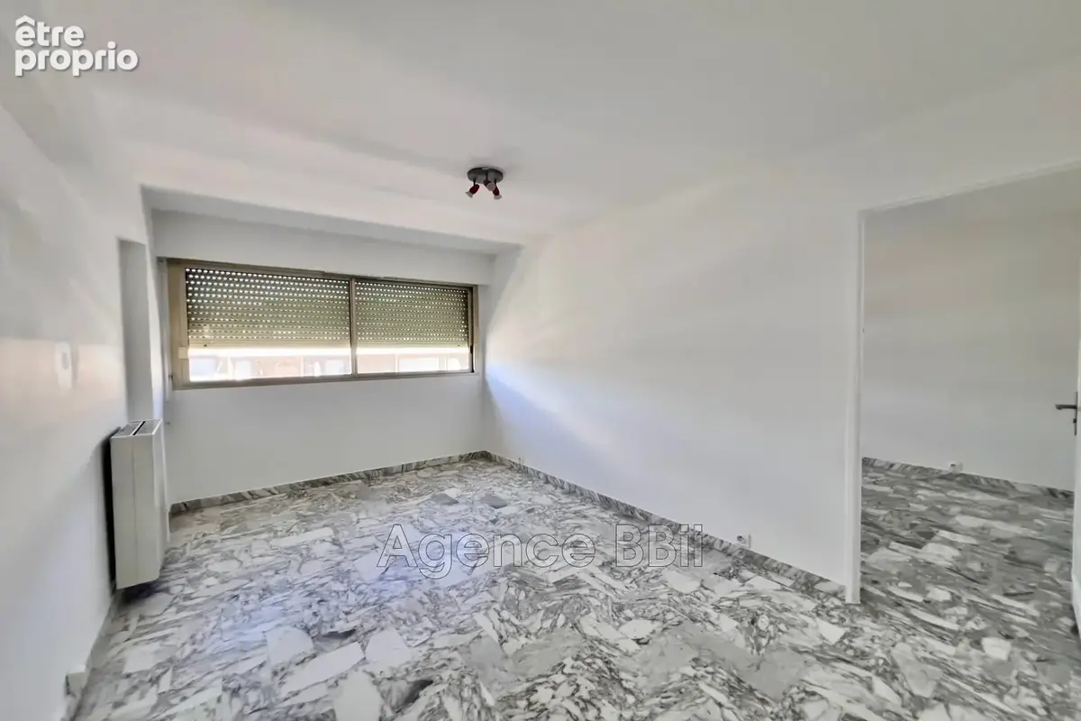 Appartement 82 m² à Nice  - photo 9